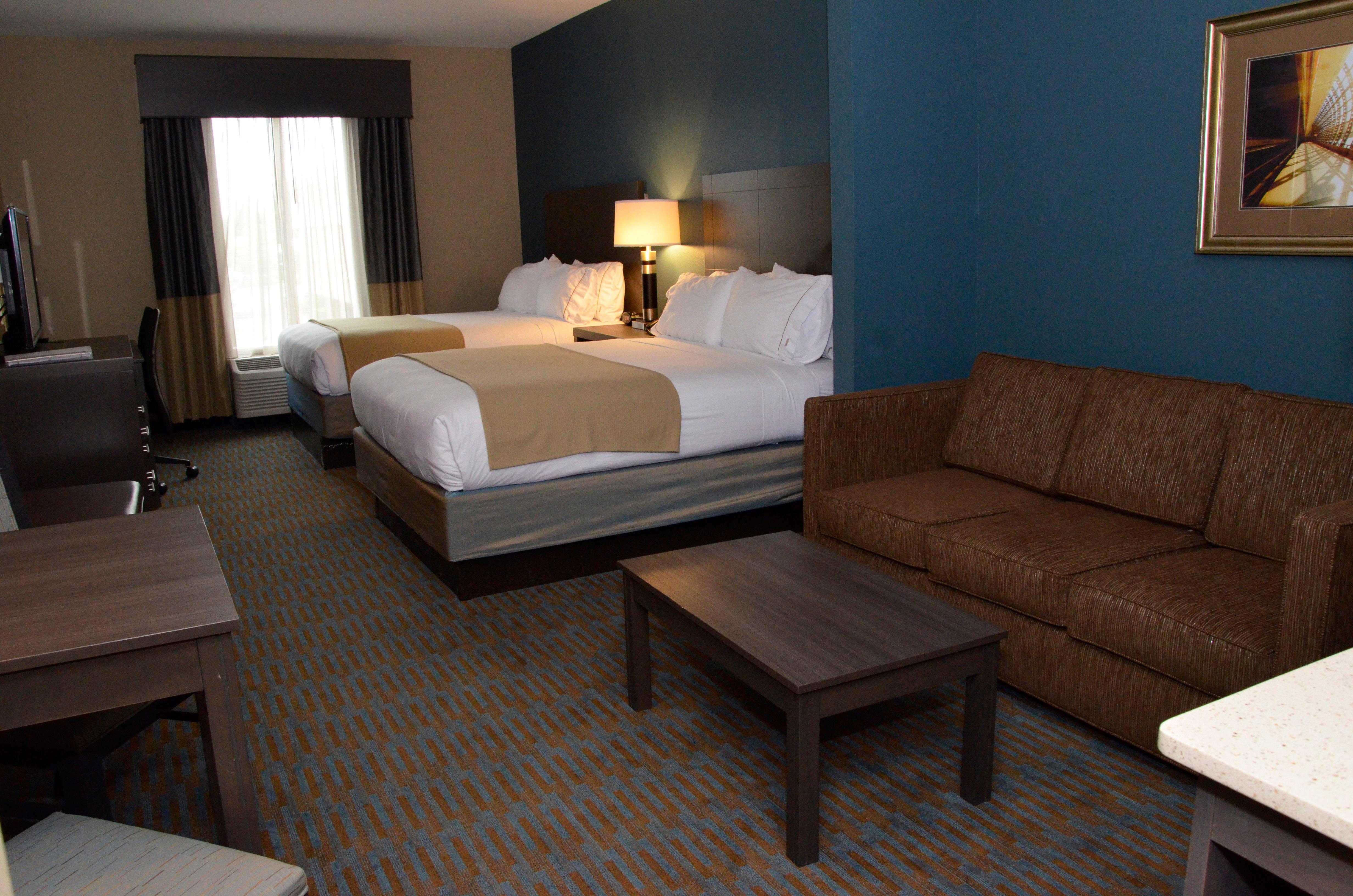 Holiday Inn Express Hotel & Suites Goldsboro - Base Area By Ihg Екстериор снимка